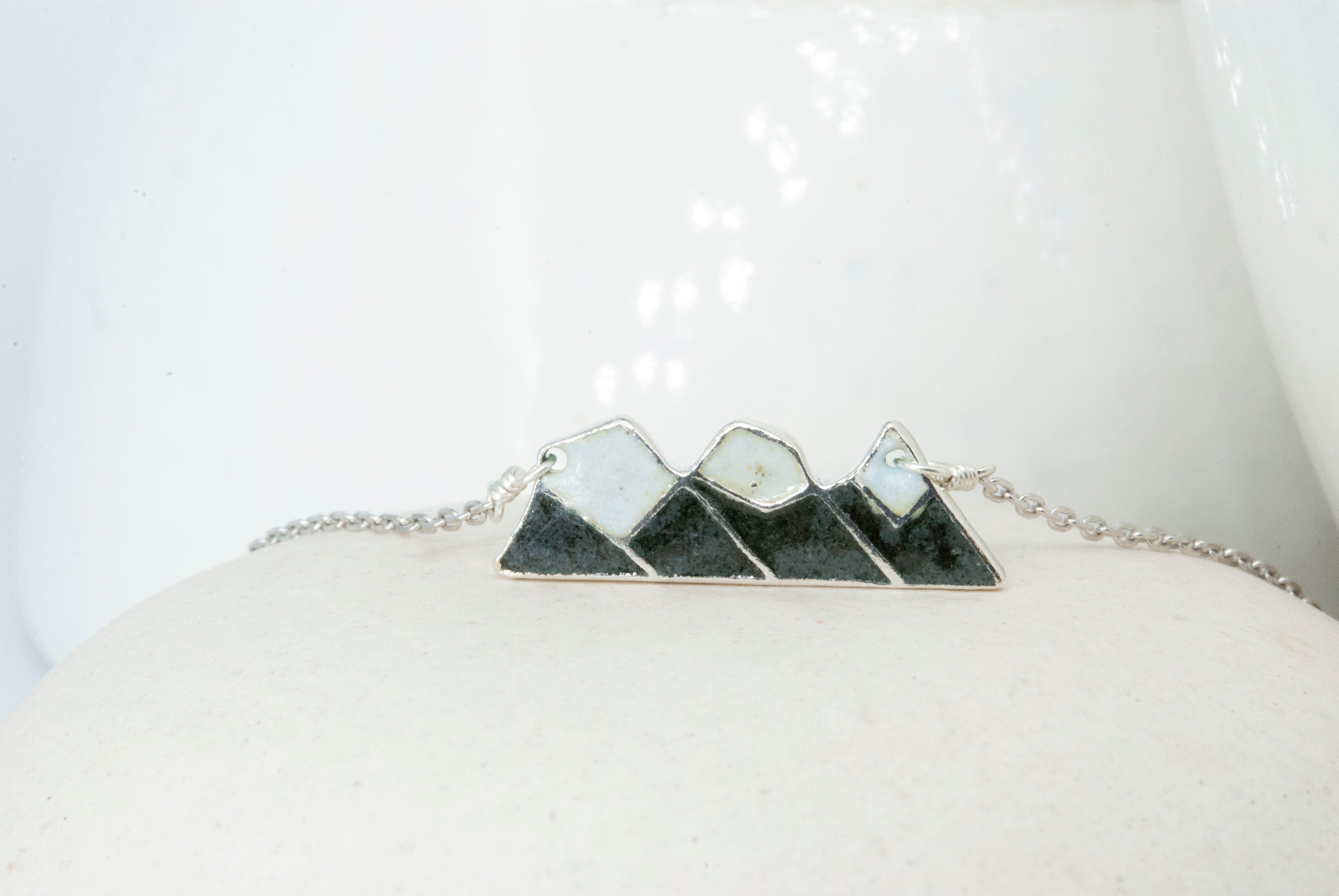 Three Sisters Mountain Necklace - Mythos