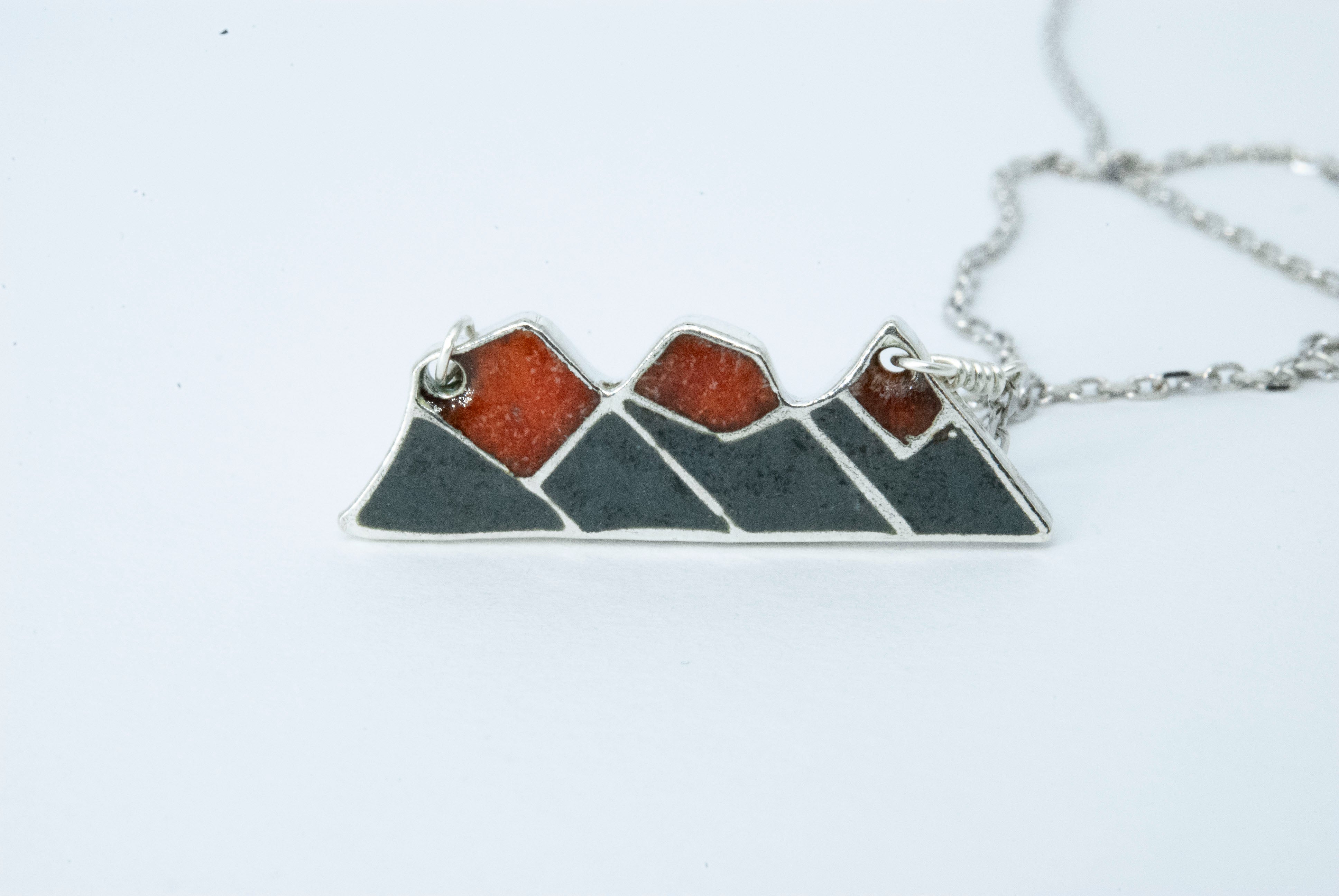 Three Sisters Mountain Necklace - Kings Red