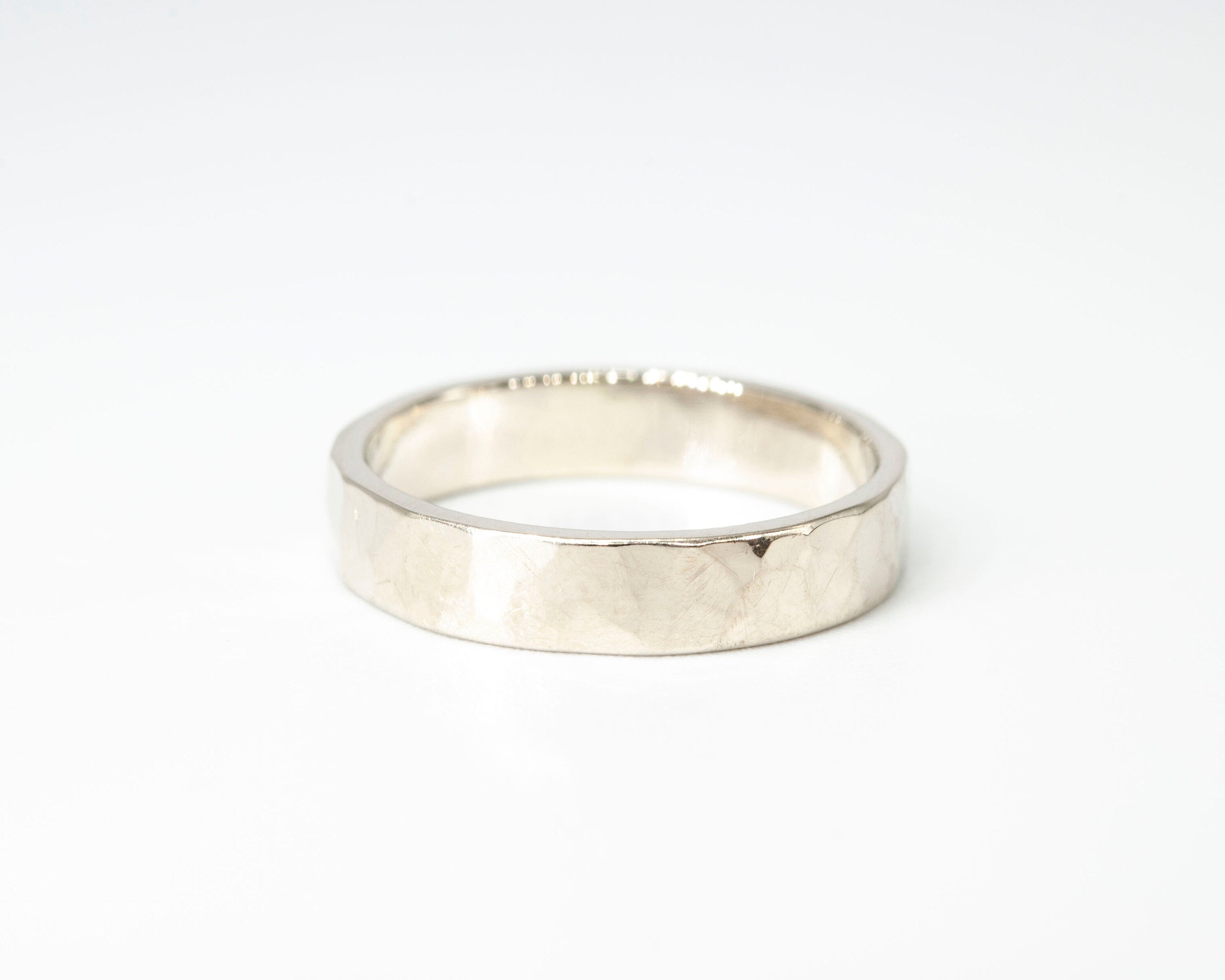 14K White Gold Strata Ring